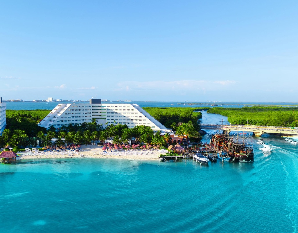 Grand-Oasis-Palm_4