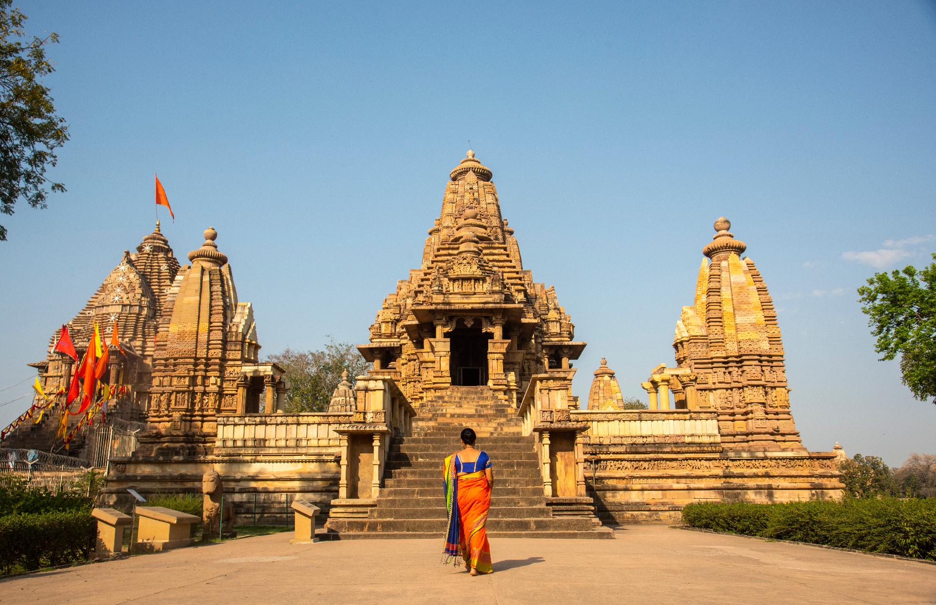 RAJASTÁN CON KHAJURAHO Y BENARÉS