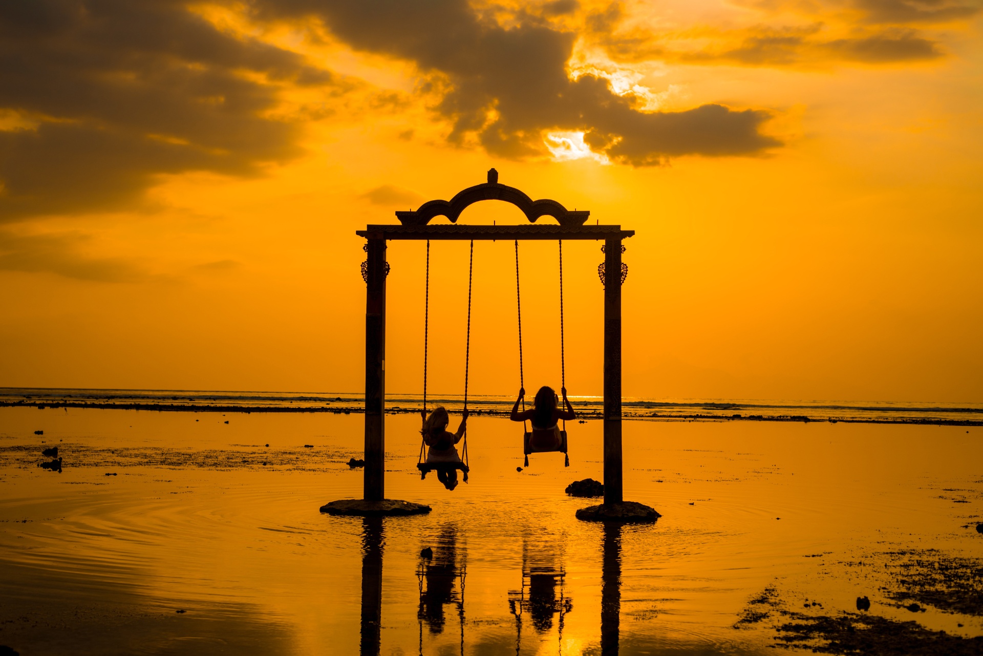 DOHA (VOO DIURNO), UBUD, GILI & BALI