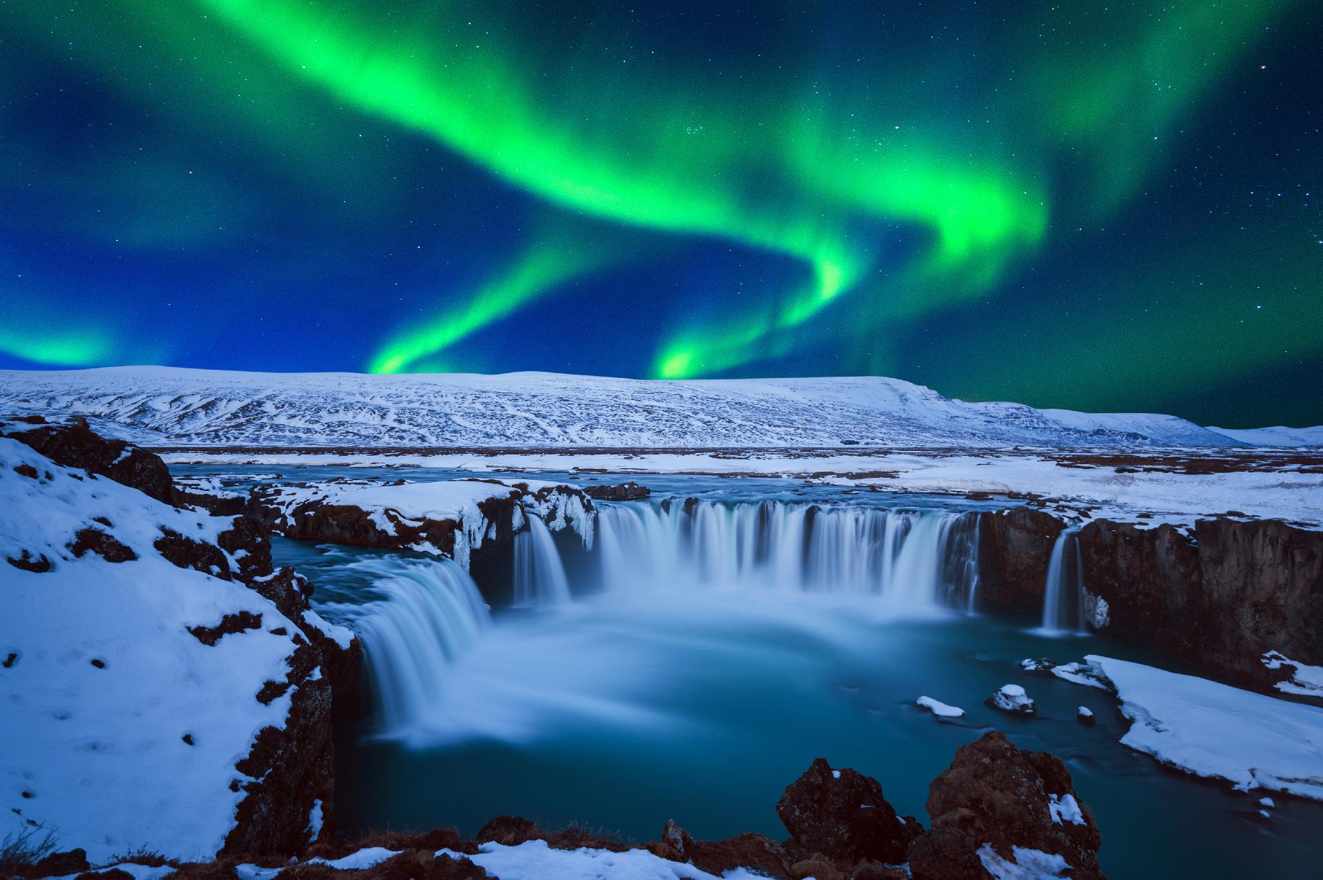 ISLANDIA BOREAL EN INVIERNO ESPECIAL PUENTE DE DICIEMBRE