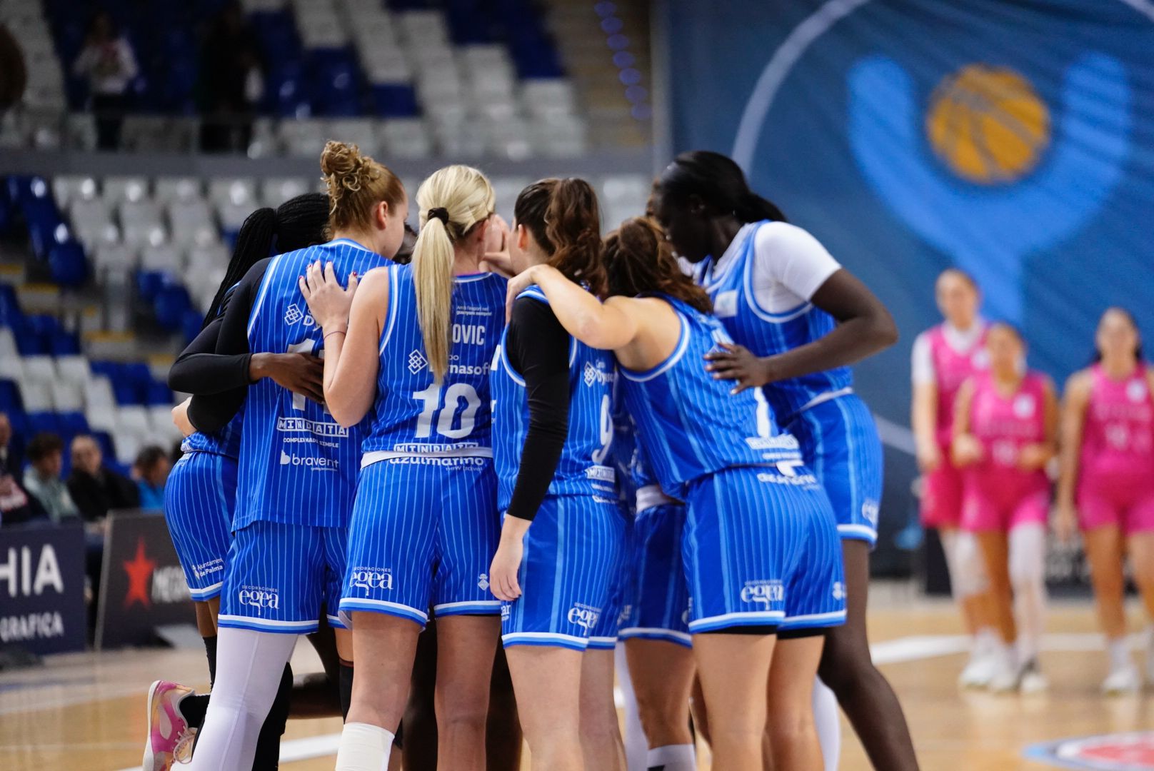 Azulmarino quiere sumar y alejarse en la carrera por el título