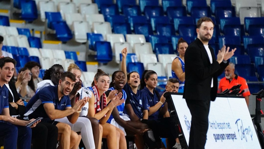 Azulmarino encara la séptima