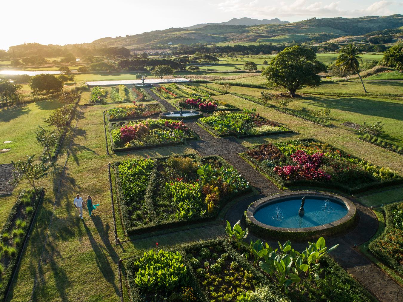 Atardecer en los jardines de Le Château de Bel Ombre