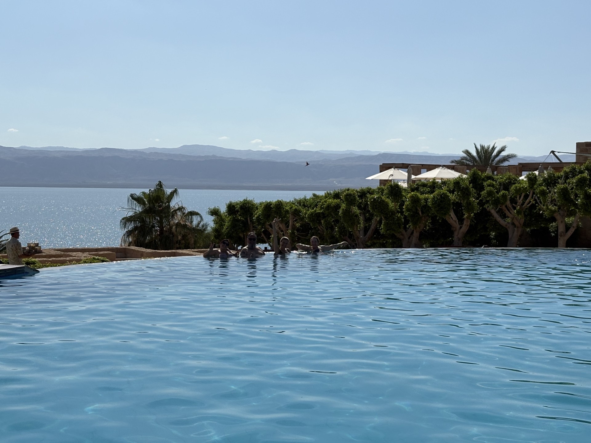 Momento spa con vistas al Mar Muerto