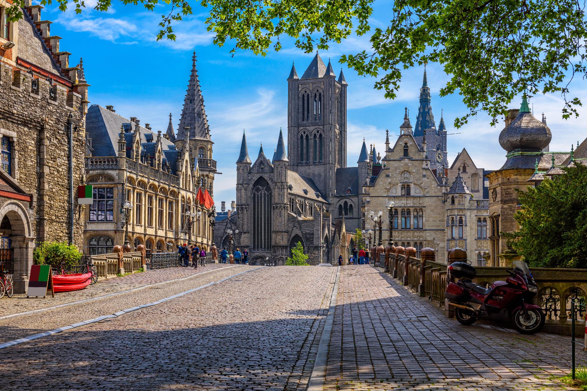 Ciudad medieval de Gent (Gante) en Flandes, Bélgica