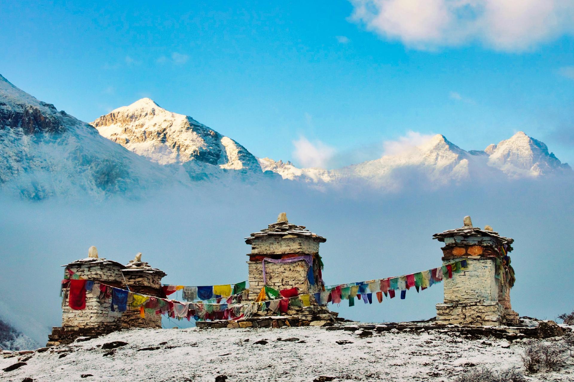 Nepal y Bután: Viaje al Corazón del Budismo desde Madrid Nepal y Bután: Viaje al Corazón del Budismo desde Madrid
