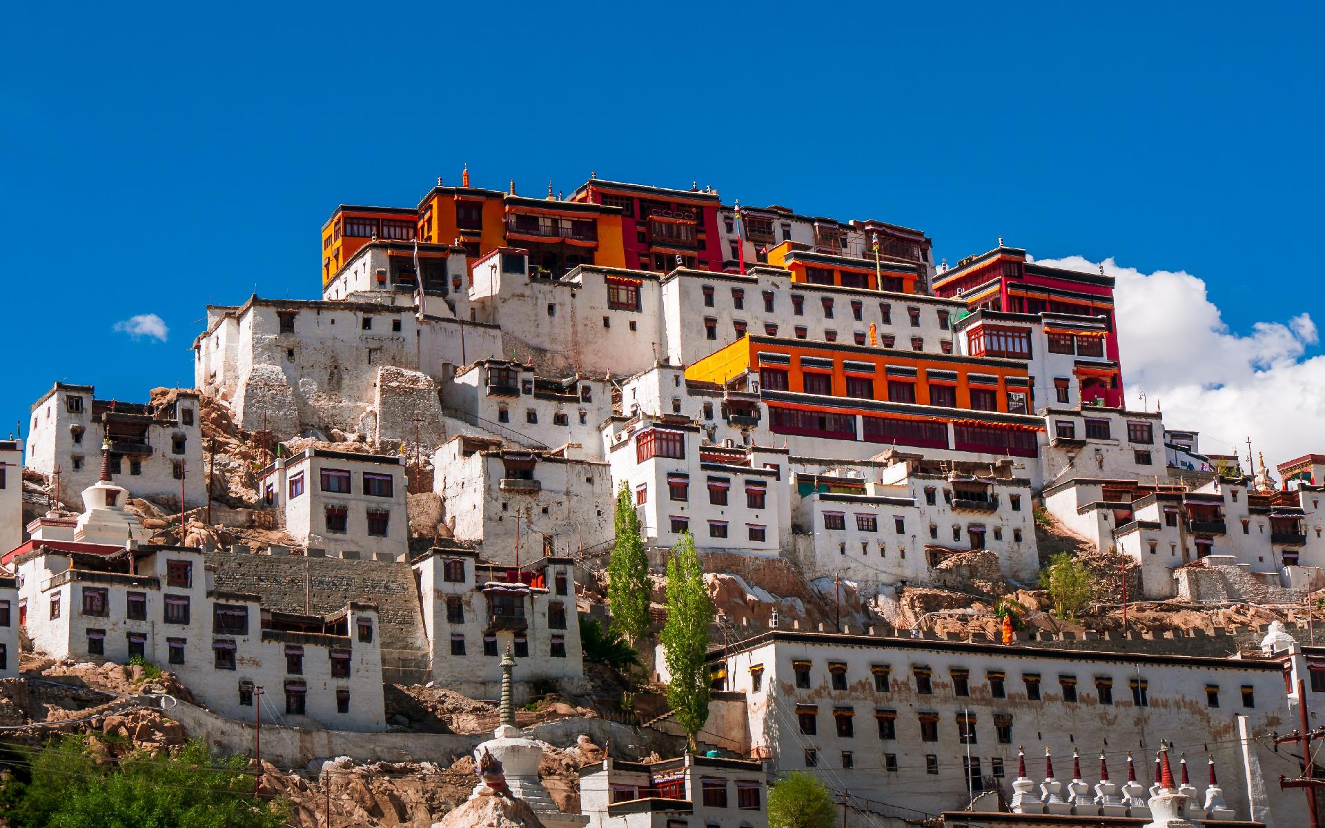 Mitos y leyendas de los Himalayas Mitos y leyendas de los Himalayas