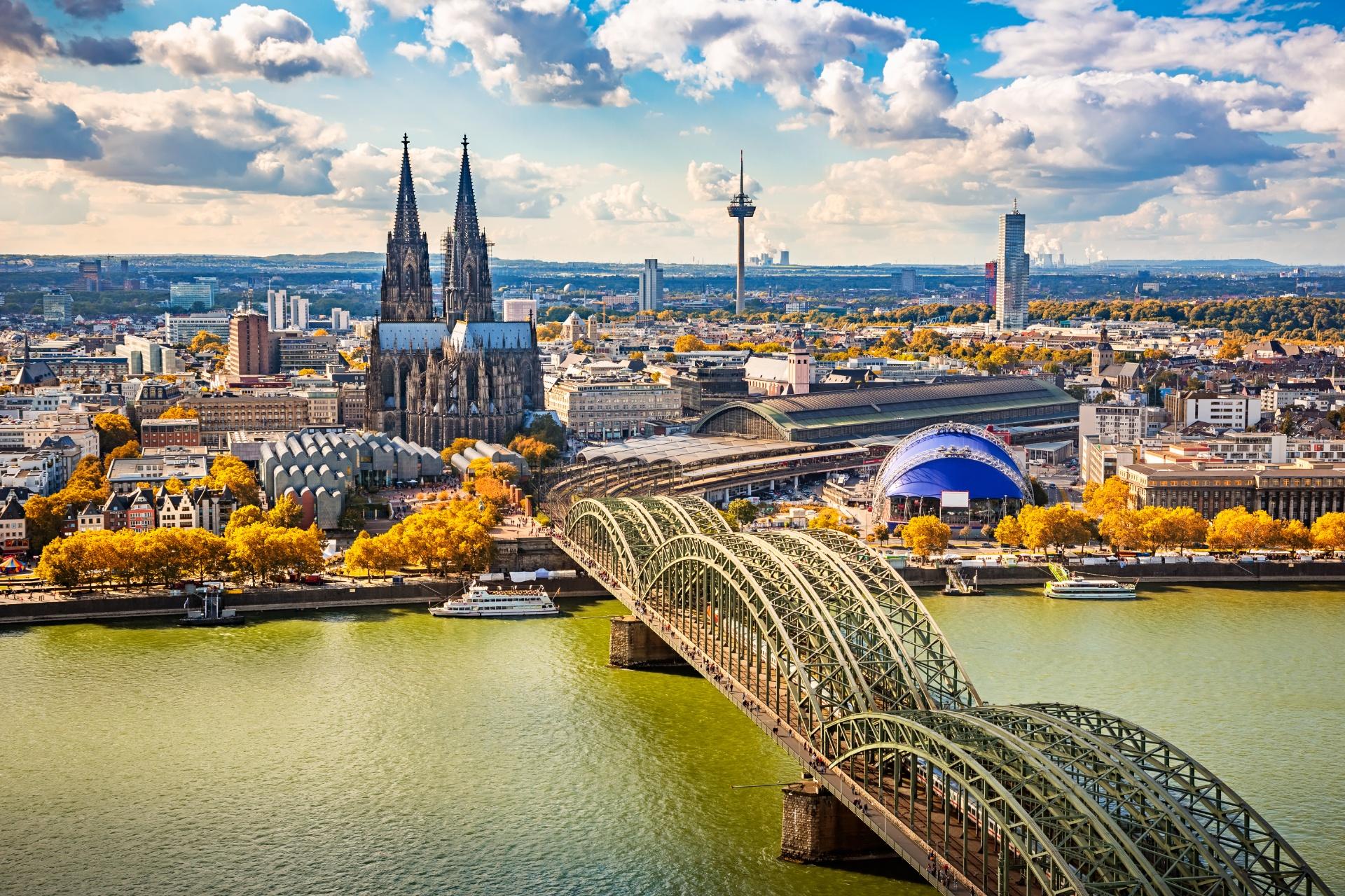Cologne - Dynamic Cologne - Dynamic