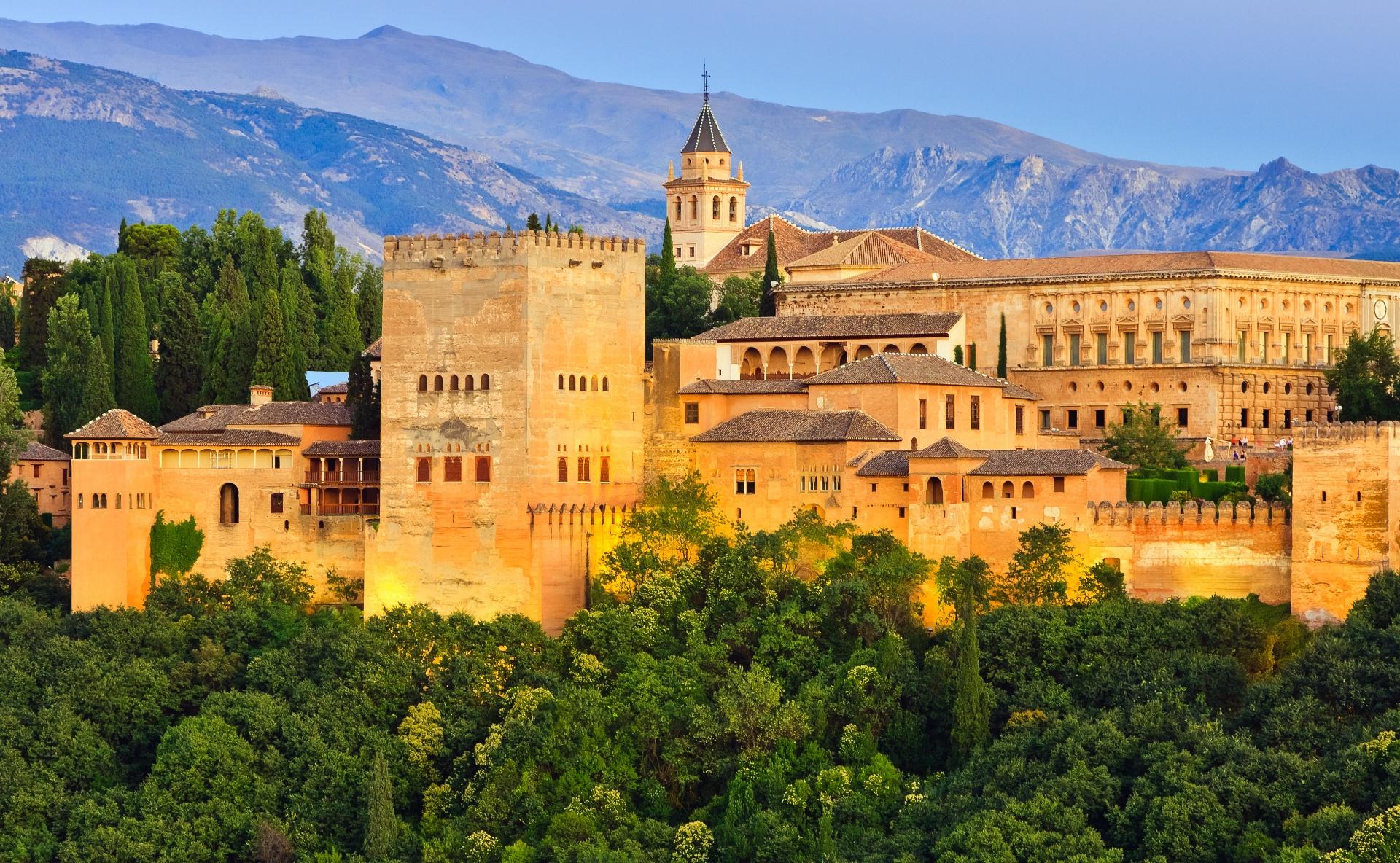 Granada - Dynamic Granada - Dynamic