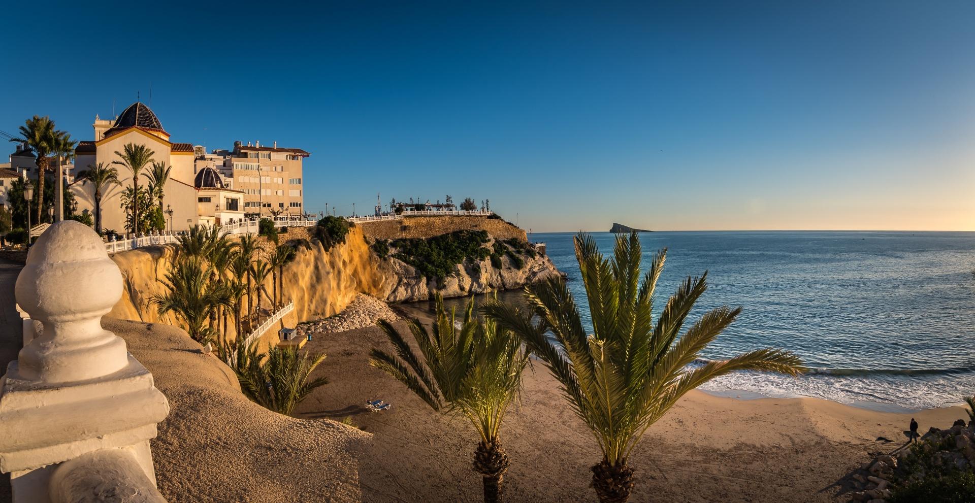 Costa Blanca - Dynamic Costa Blanca - Dynamic