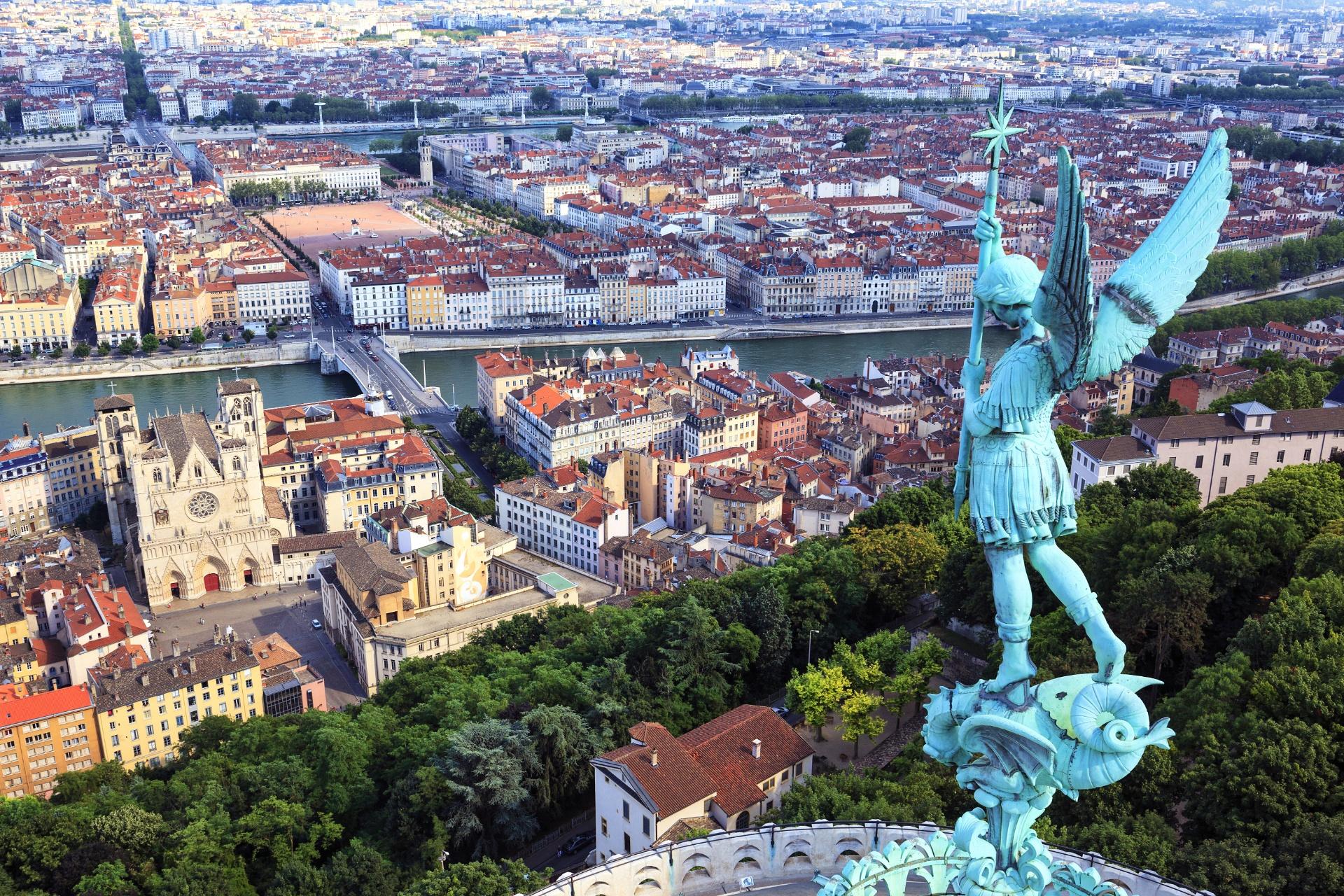 Lyon - Dynamic Lyon - Dynamic