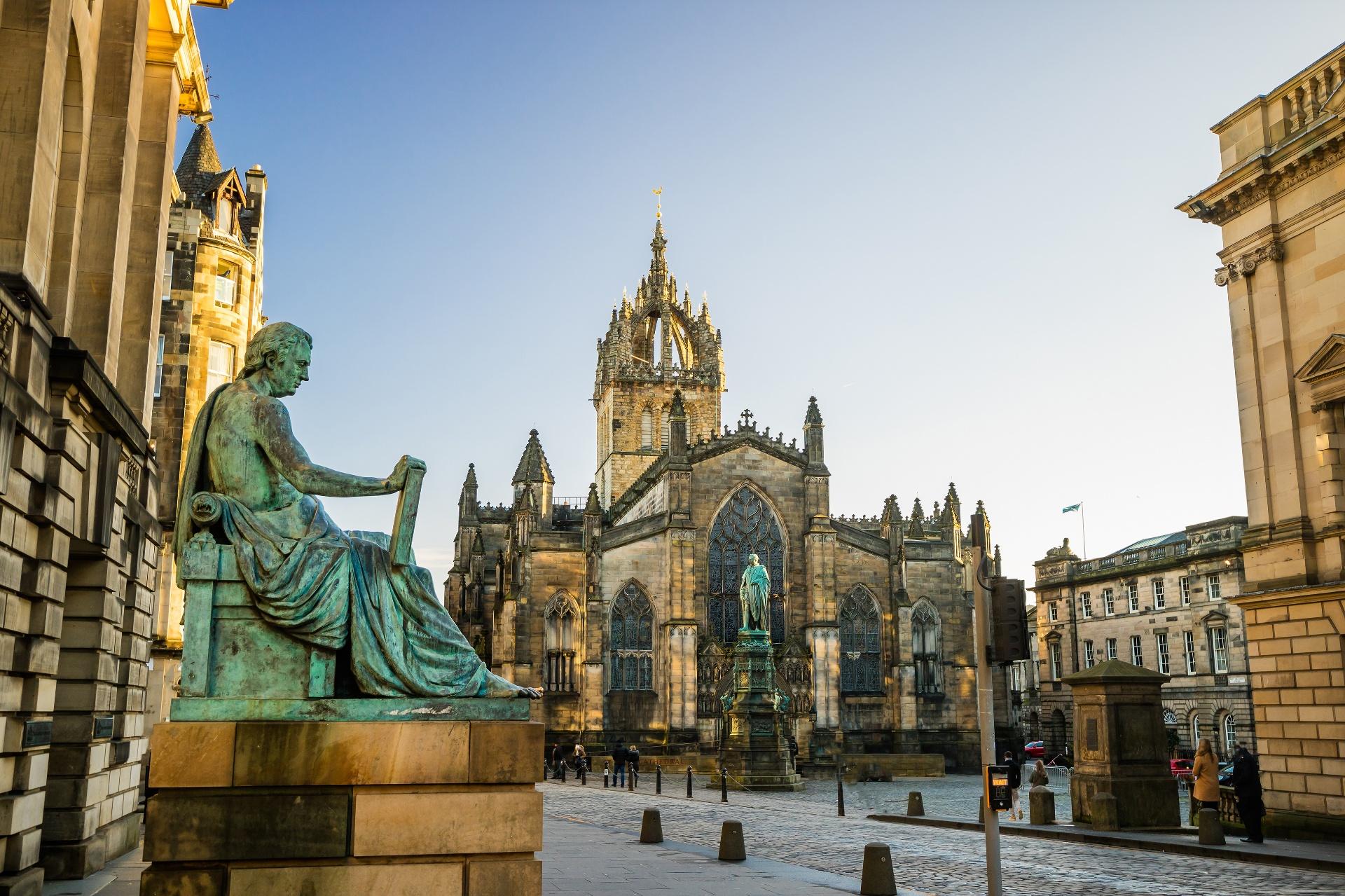 Edinburgh - Dynamic Edinburgh - Dynamic