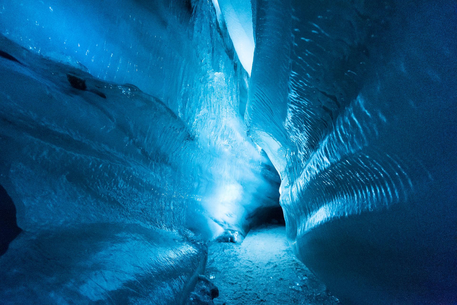 Más allá del paralelo 69. Expedición bajo la aurora boreal Más allá del paralelo 69. Expedición bajo la aurora boreal
