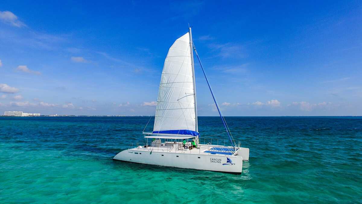 Catamaran Plus Experience