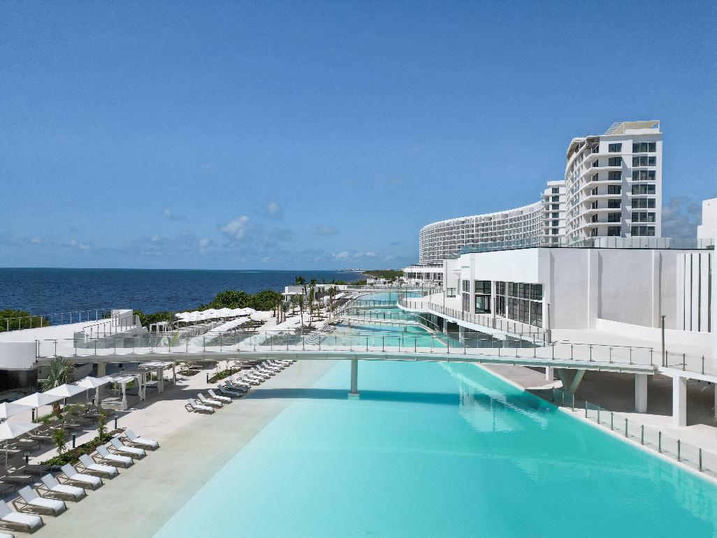 Ava Resort Cancun 5*