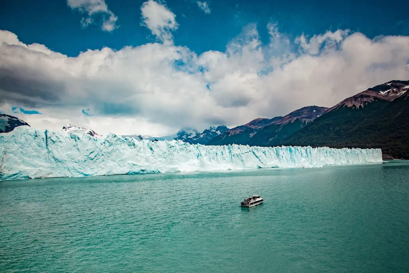 Viajar al glaciar perito moreno, patagonia. viajes a argentina