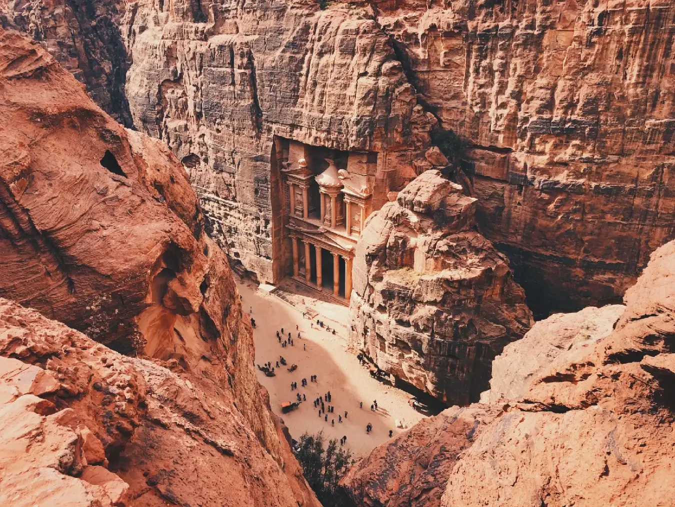 viajes a petra, jordania. viajar de luna de miel  y aventura en oriente medio