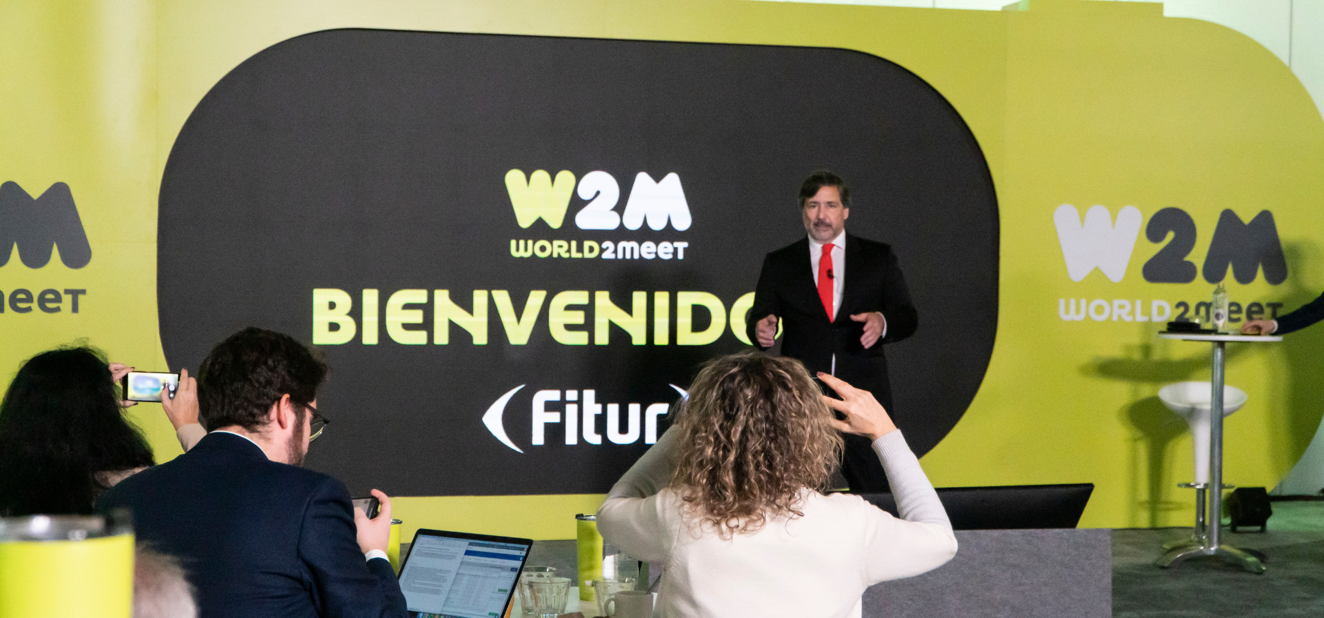 W2M aumenta su facturación un 26,5% frente al año anterior y logra los 2.753 millones de euros