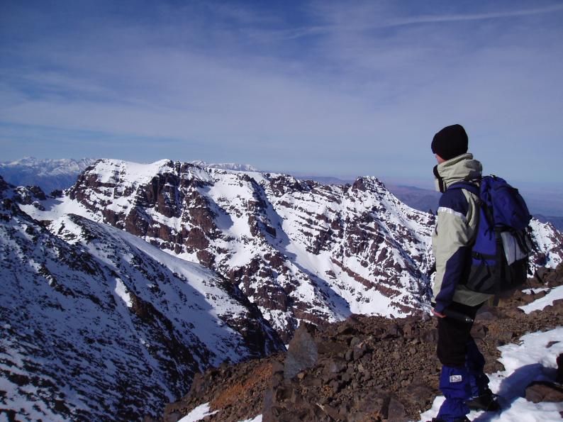 viaje-barato-trekking-marruecos-viajes-azul-marino
