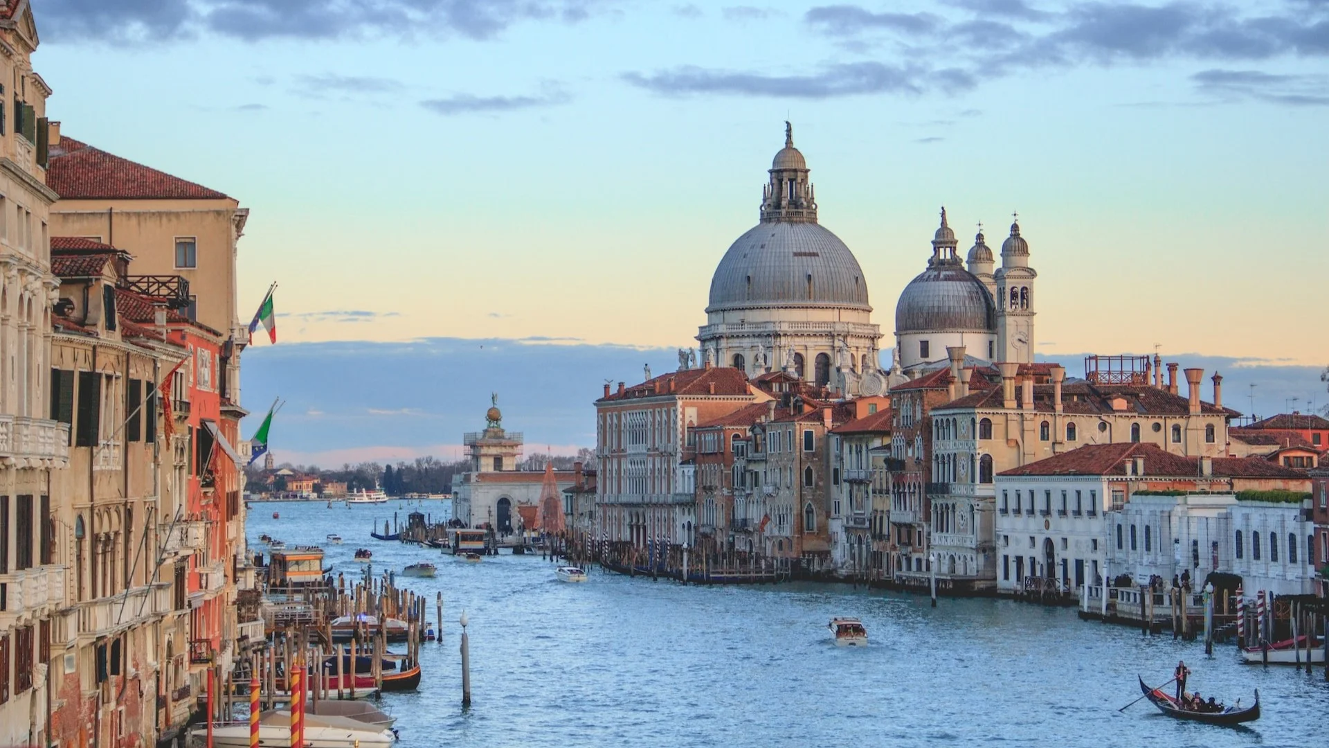 viajar en venecia. viajes a italia. vacaciones y rutas por europa.