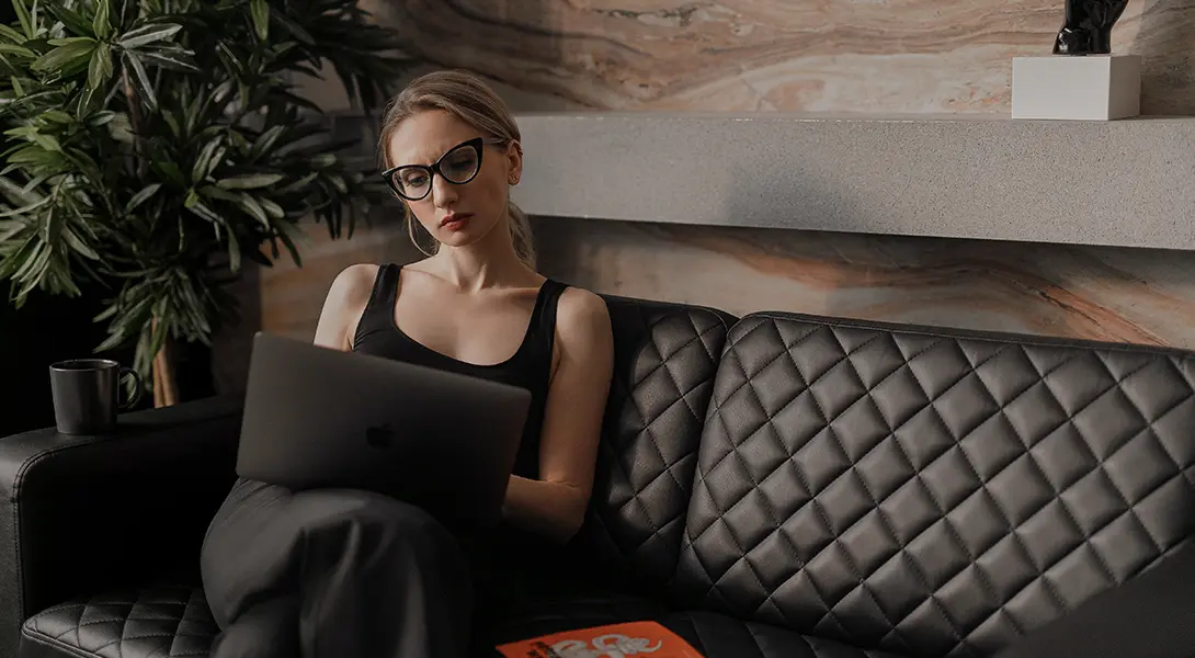 Corporate-Essential-Desktop